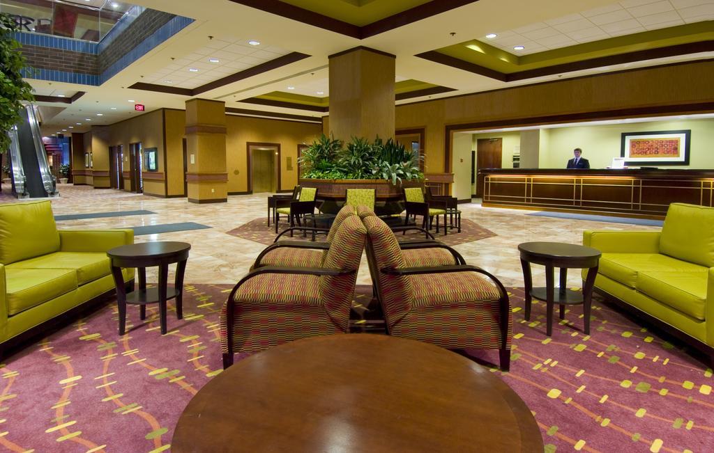 Hotel Doubletree By Hilton Lansing Interiér fotografie